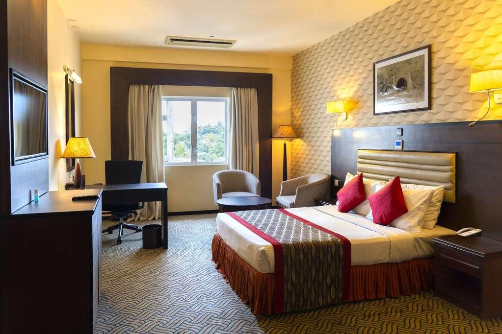 Ramada Katunayaka Kamer foto